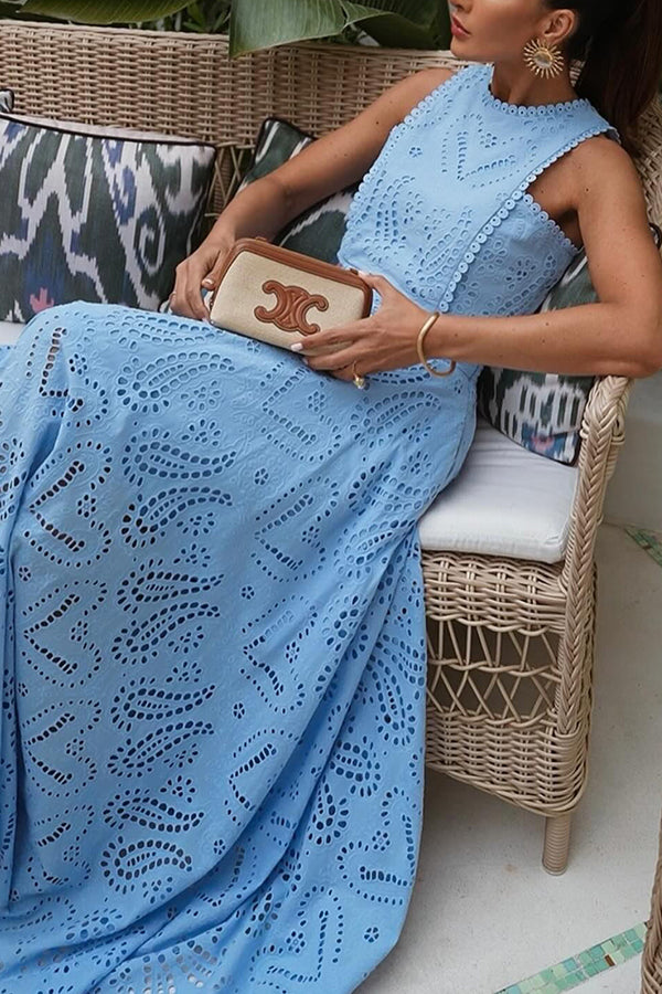 Embroidered Lace Maxi Skirt